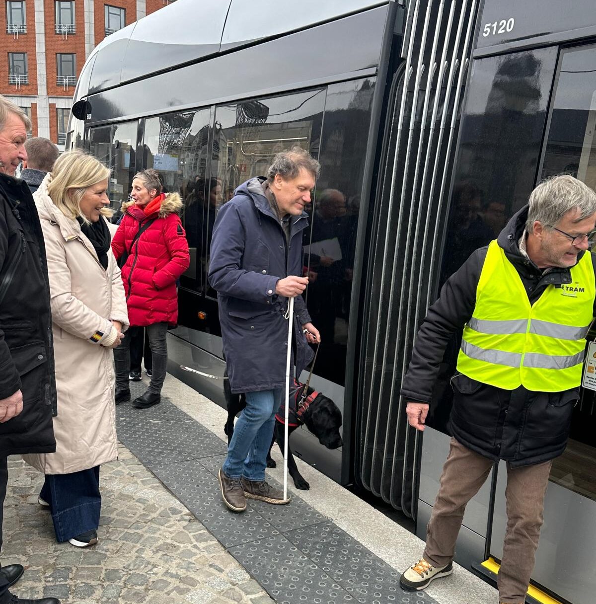 Le tram de Liège et son accessibilité : à la rencontre des associations